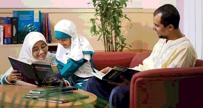 Kenali Cara Parenting yang Sesuai dengan Tujuan Pendidikan Islam